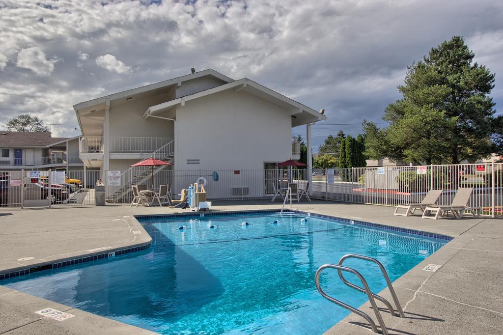 Motel 6-Everett, Wa - North エクステリア 写真