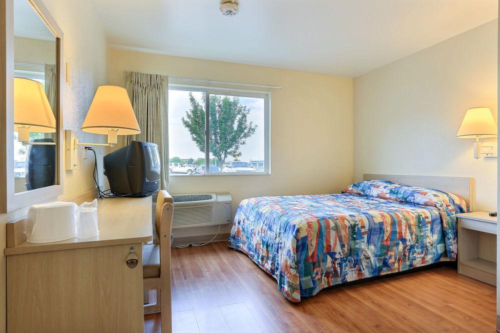 Motel 6-Everett, Wa - North エクステリア 写真