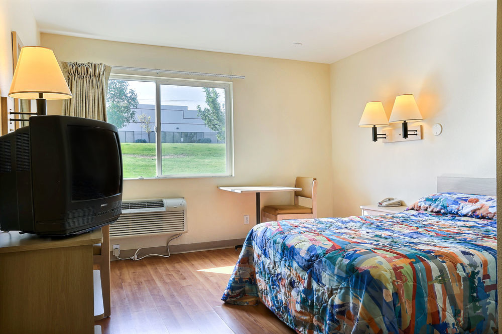 Motel 6-Everett, Wa - North エクステリア 写真