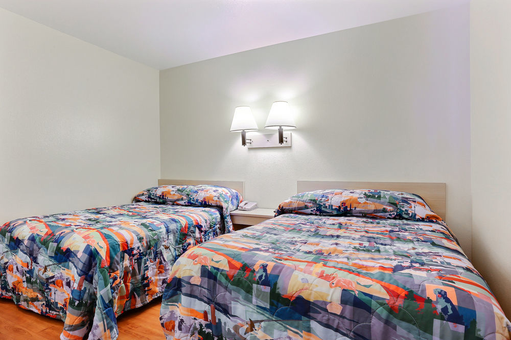 Motel 6-Everett, Wa - North エクステリア 写真