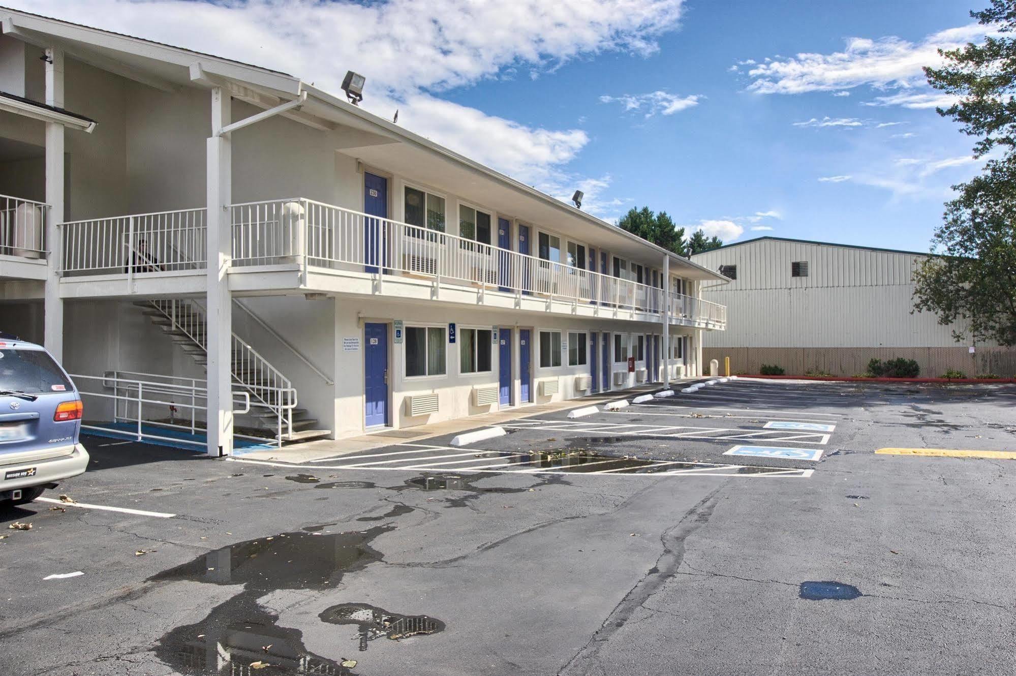 Motel 6-Everett, Wa - North エクステリア 写真