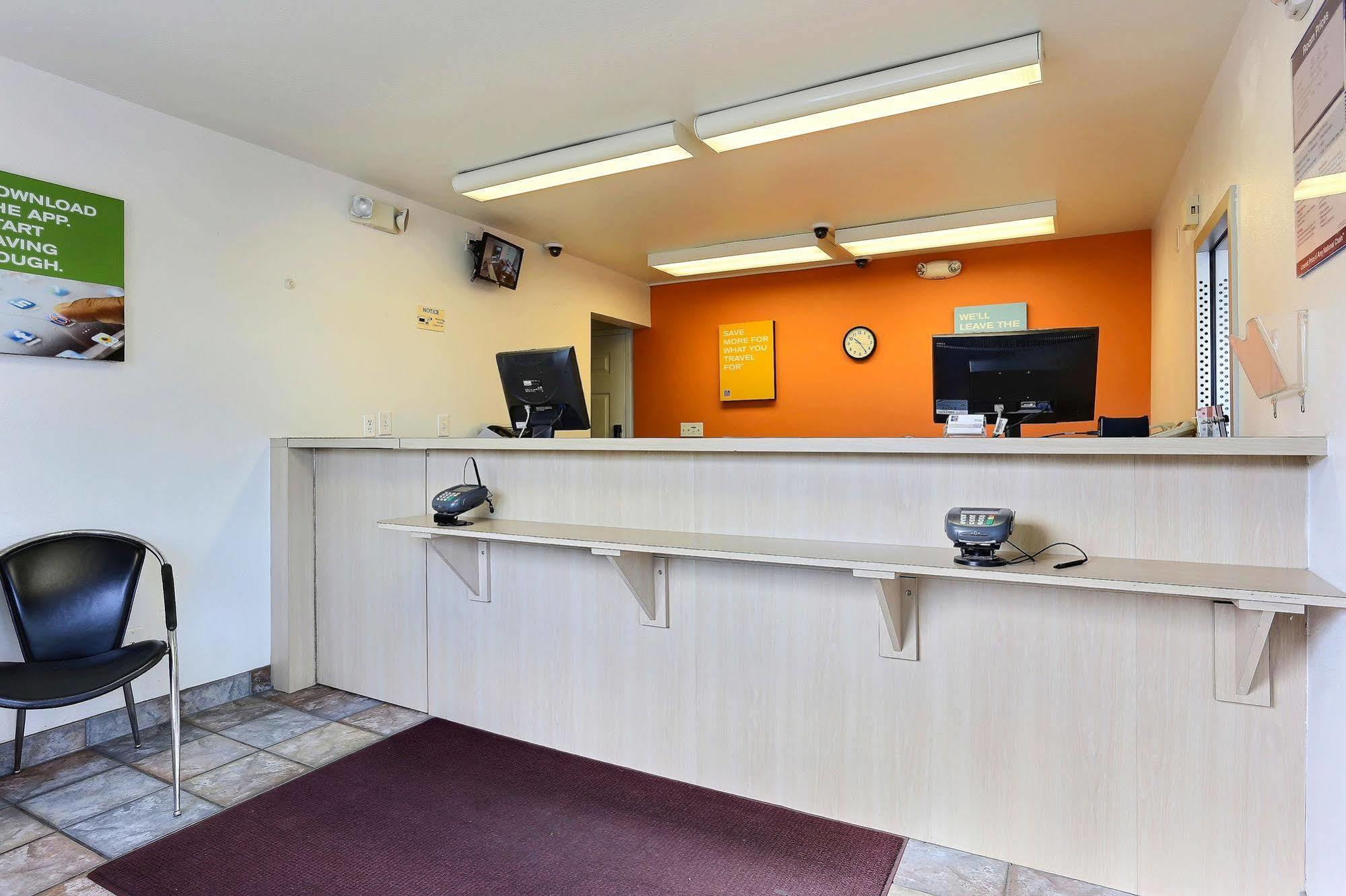 Motel 6-Everett, Wa - North エクステリア 写真