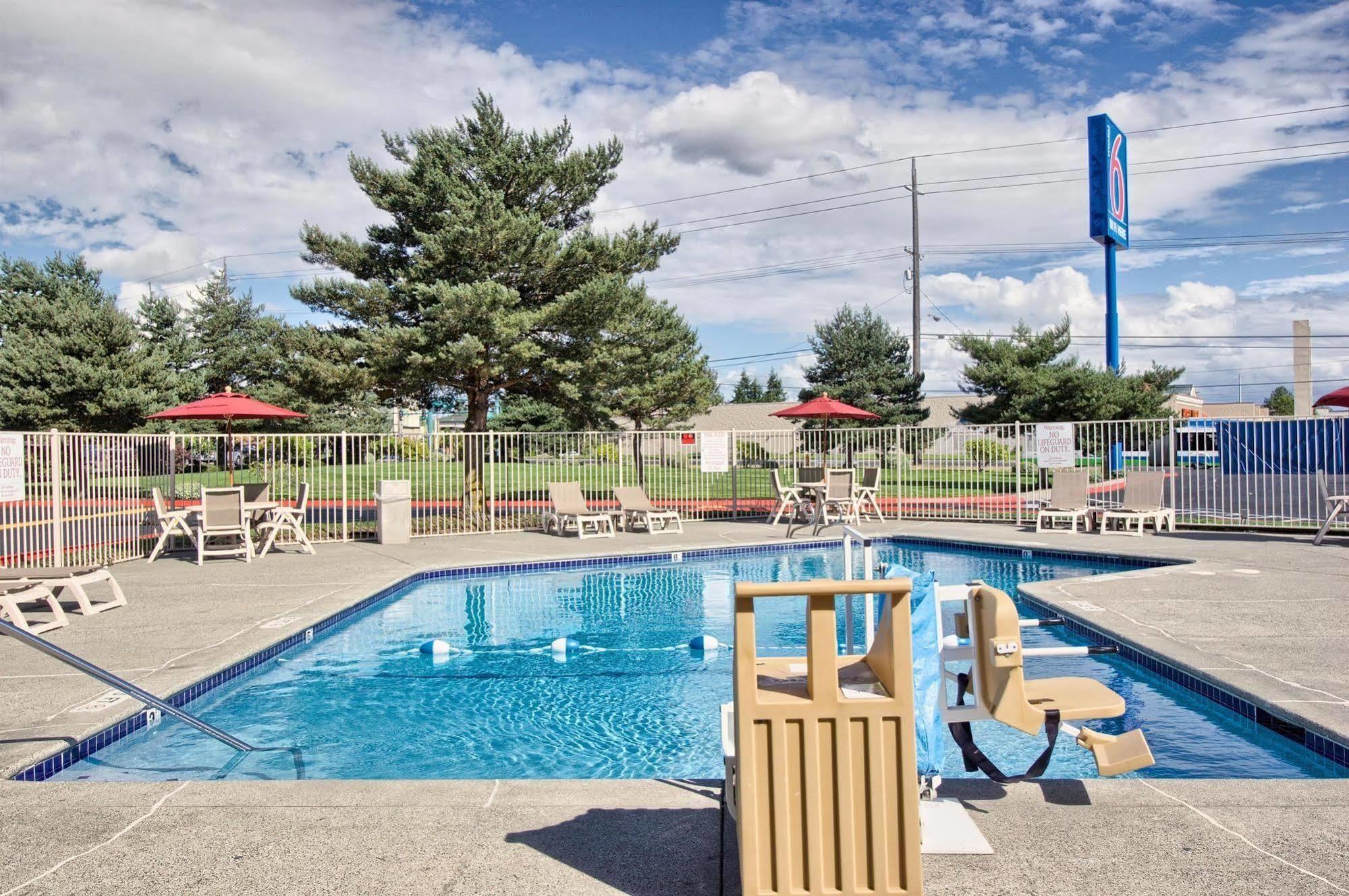 Motel 6-Everett, Wa - North エクステリア 写真