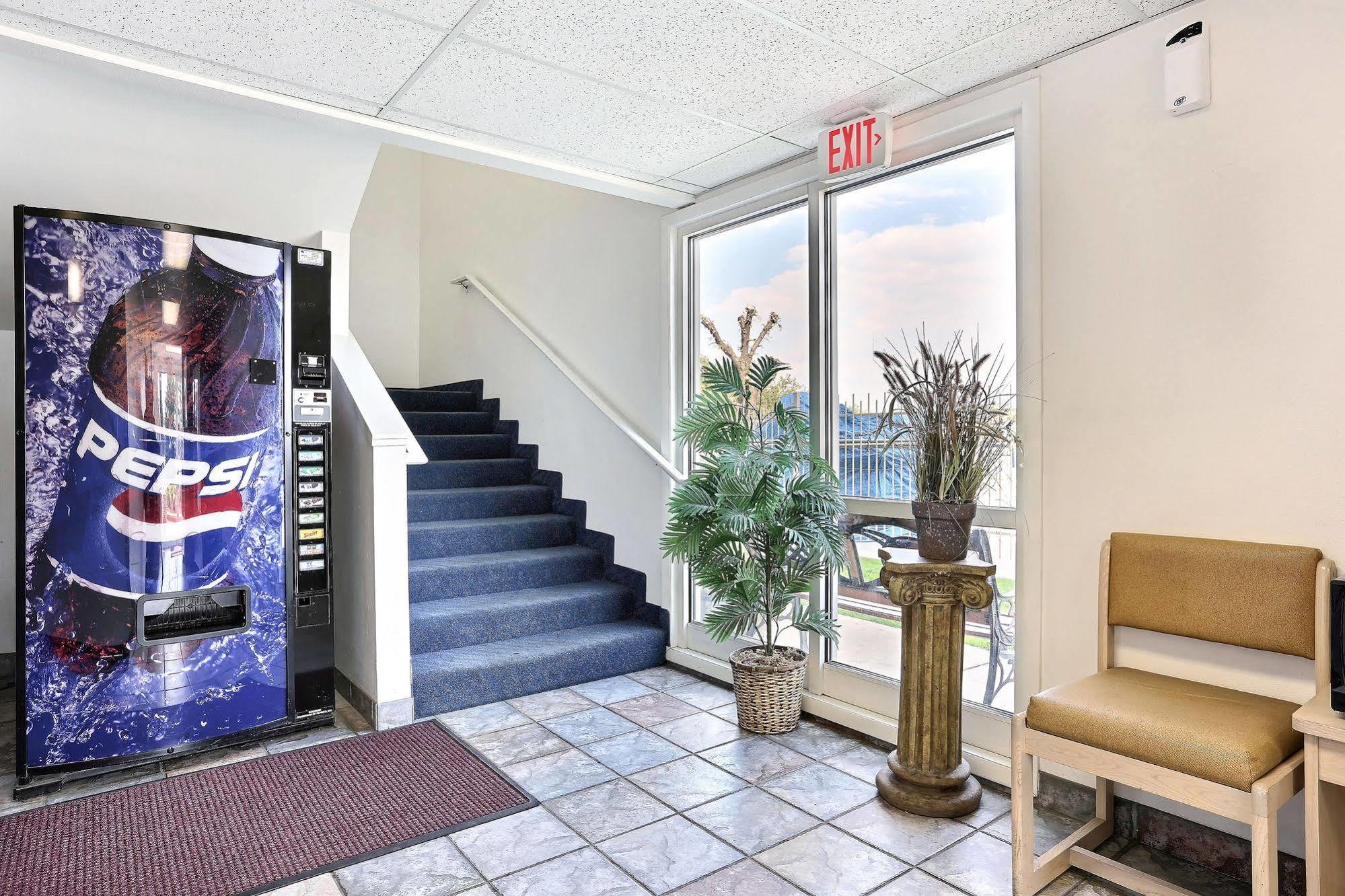 Motel 6-Everett, Wa - North エクステリア 写真